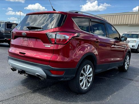 Used 2018 Ford Escape Titanium w/ Ford Safe & Smart Package FWD image 6