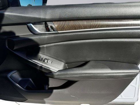 Used 2021 Honda Accord Touring image 49