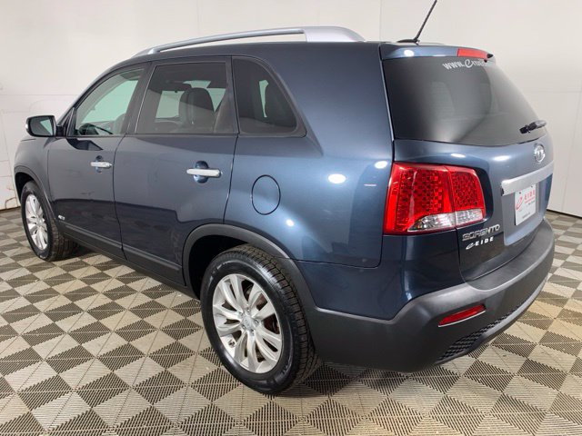 Used 2011 Kia Sorento LX AWD/4WD image 12