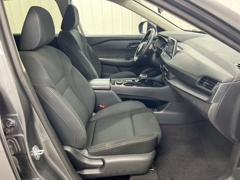 Used 2024 Nissan Rogue S AWD/4WD image 21