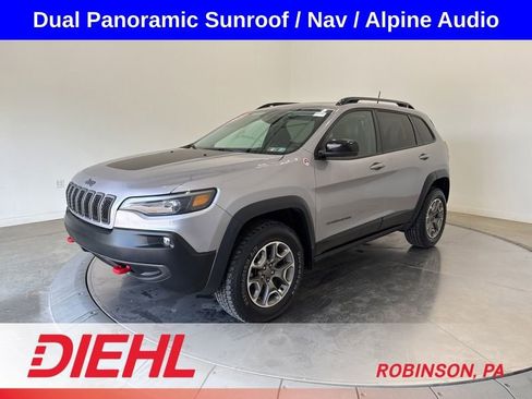 Used 2022 Jeep Cherokee Trailhawk w/ Sun, Sound & Nav Group AWD/4WD image 3