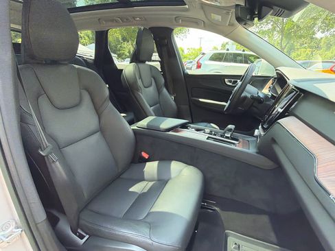 Used 2023 Volvo XC60 B5 Plus w/ Protection Package Premier FWD image 55