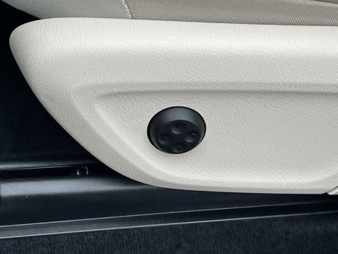 Certified 2025 Mercedes-Benz GLE 450 4MATIC Coupe image 22