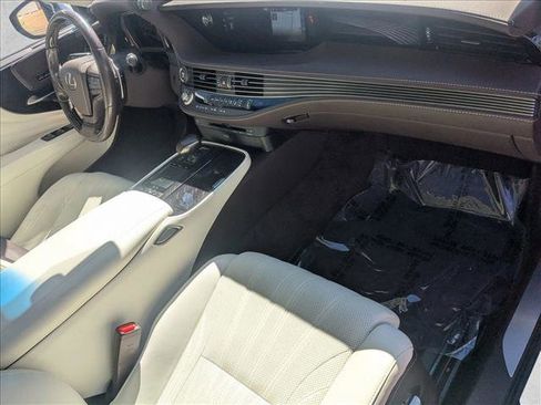 Used 2018 Lexus LS 500 AWD image 23