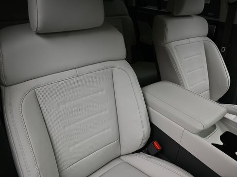 New 2026 Hyundai Santa Fe Calligraphy image 15