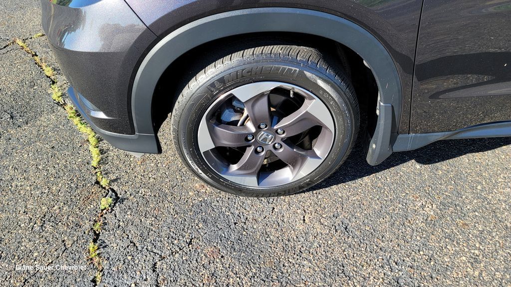Used 2018 Honda HR-V EX-L image 6