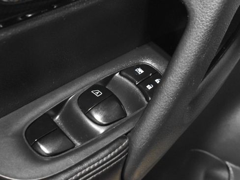 Used 2020 Nissan Rogue SL w/ Premium Package FWD image 13