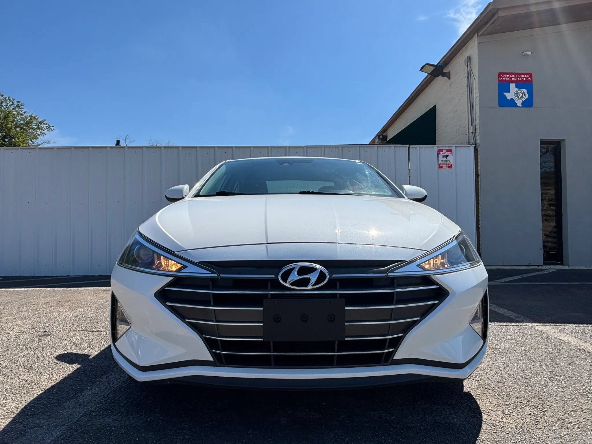 Used 2020 Hyundai Elantra SE w/ Cargo Package (C1) FWD image 9