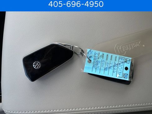 Used 2026 Volkswagen Atlas SE AWD/4WD image 35