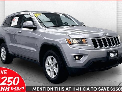 Used 2014 Jeep Grand Cherokee Laredo w/ Quick Order Package 23E AWD/4WD image 1