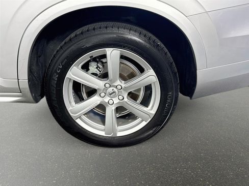 Used 2020 Volvo XC90 T6 Momentum AWD/4WD image 33