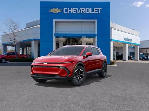 New 2026 Chevrolet Equinox EV LT image 8