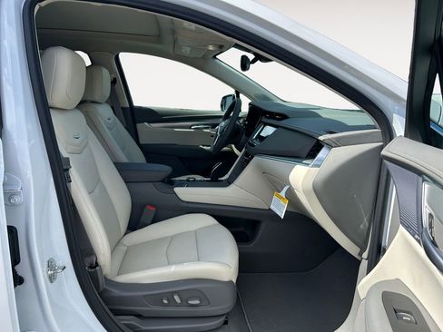 New 2026 Cadillac XT5 Premium Luxury w/ Driver Assist Package image 10