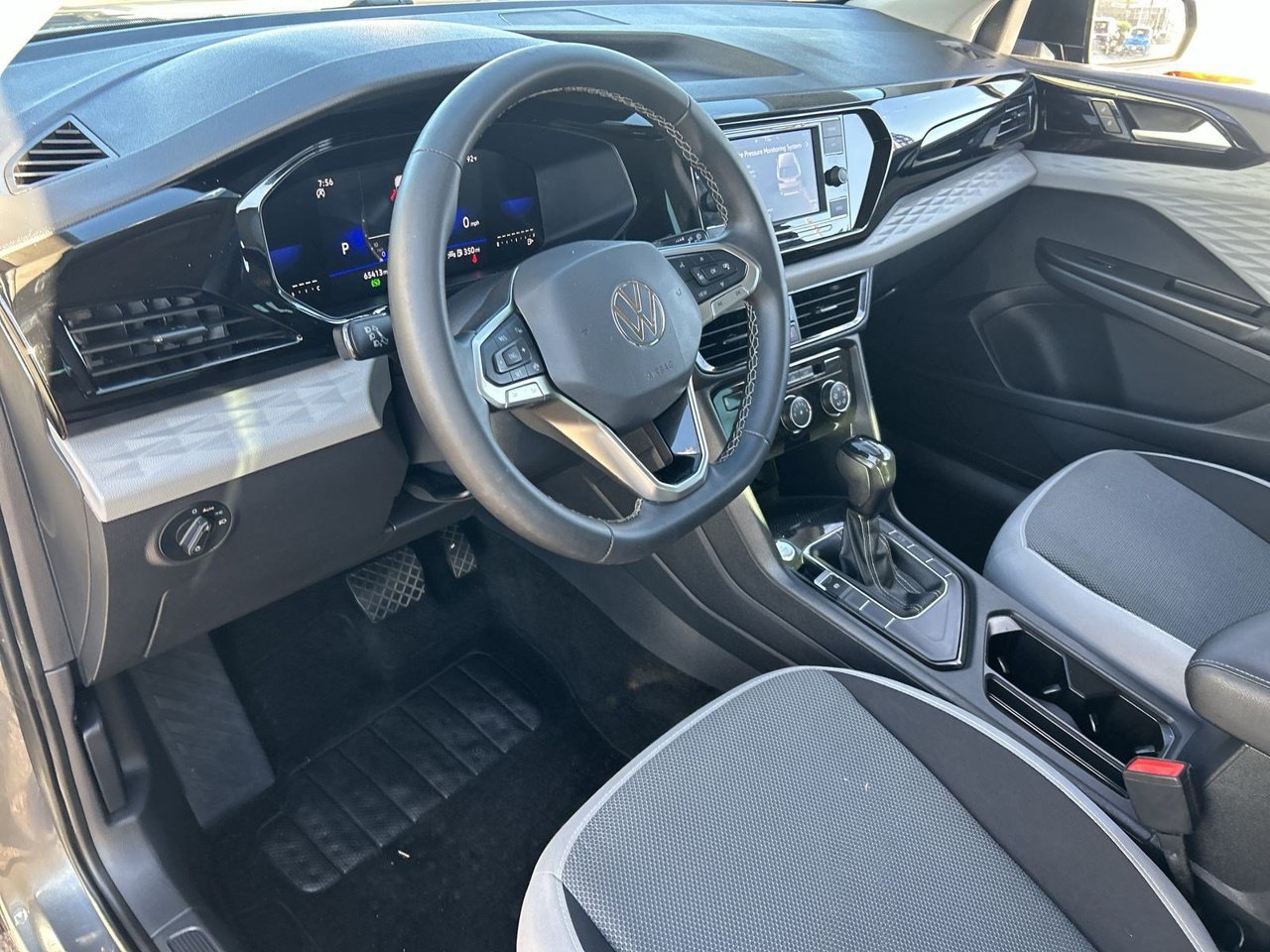 Used 2023 Volkswagen Taos S FWD image 15