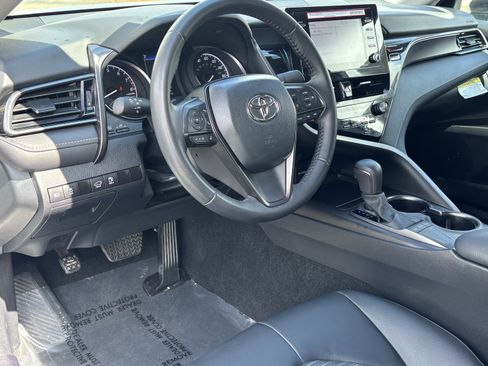 Used 2024 Toyota Camry SE FWD image 16