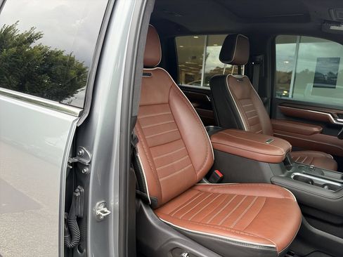 Used 2024 GMC Sierra 2500 Denali Ultimate w/ Max Trailering Package AWD/4WD image 37
