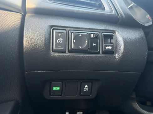 Used 2019 Nissan Sentra S image 15