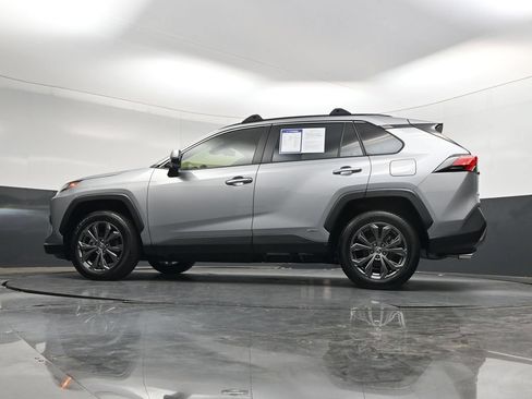 Used 2025 Toyota RAV4 Limited w/ Advanced Technology Package AWD/4WD image 48