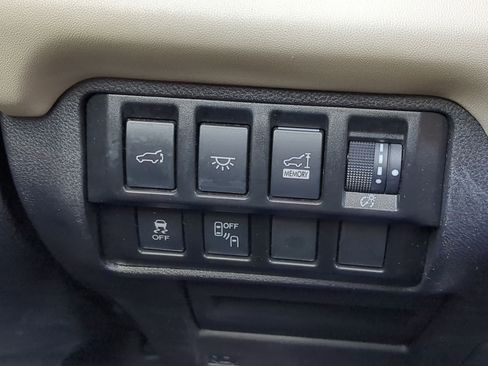 Used 2022 Subaru Ascent Touring image 17