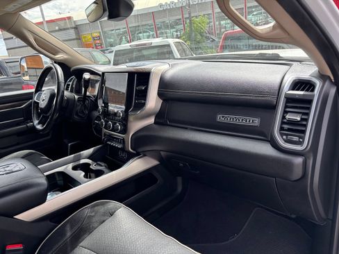 Used 2021 RAM 2500 Laramie w/ Body Color Bumper Group AWD/4WD image 25