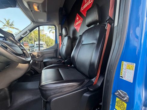 Used 2020 Ford Transit 250 Medium Roof RWD image 14