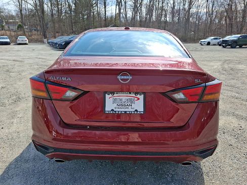 Used 2025 Nissan Altima 2.5 SL FWD image 23