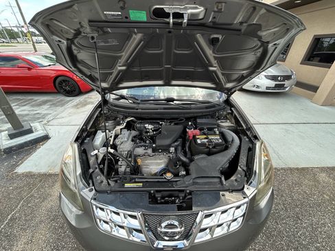 Used 2015 Nissan Rogue S AWD/4WD image 9
