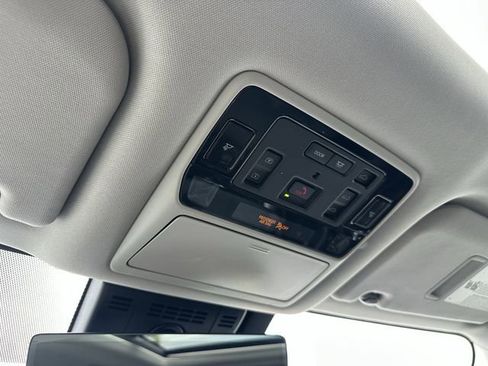 Used 2024 Toyota Grand Highlander Platinum image 38