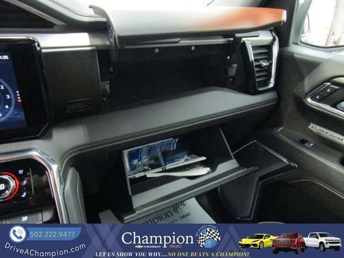 Used 2024 GMC Sierra 1500 Denali AWD/4WD image 54