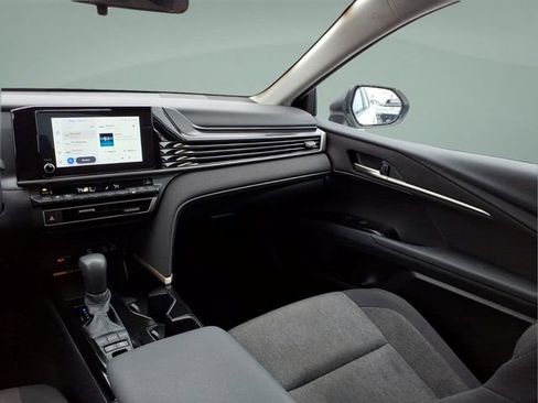 Certified 2025 Toyota Camry LE FWD image 19
