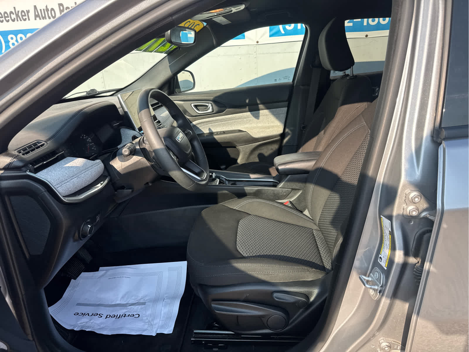 Used 2023 Jeep Compass Sport AWD/4WD image 21
