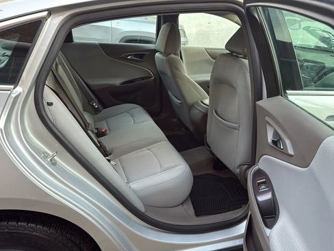 Used 2018 Chevrolet Malibu LS image 26