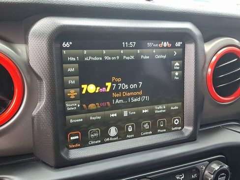 Used 2021 Jeep Wrangler Unlimited Sport AWD/4WD image 17