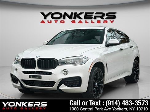 Used 2019 BMW X6 xDrive50i w/ M Sport Package image 14