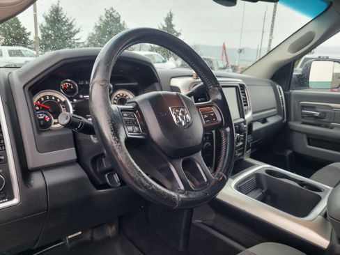 Used 2016 RAM 3500 SLT w/ Luxury Group image 7