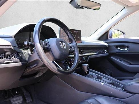 Used 2023 Honda Accord EX-L image 12