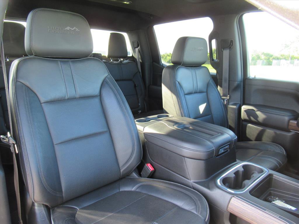 Used 2021 Chevrolet Silverado 1500 High Country w/ Technology Package AWD/4WD image 10