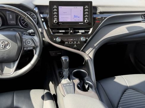 Used 2024 Toyota Camry SE FWD image 17