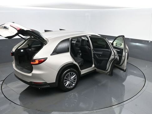 Used 2025 MAZDA CX-90 3.3 Turbo w/ Preferred Package image 29