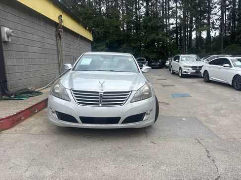 Used 2014 Hyundai Equus Ultimate RWD image 3