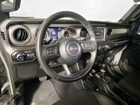 Used 2022 Jeep Wrangler Sport AWD/4WD image 29