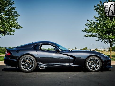 Used 2013 SRT Viper GTS w/ GTS Laguna Interior Pkg image 7