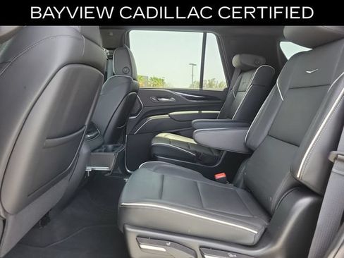 Certified 2024 Cadillac Escalade Sport AWD/4WD image 32