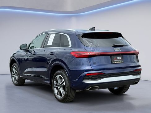 Used 2025 Audi Q5 Premium w/ Convenience Package AWD/4WD image 9