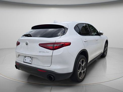 Used 2023 Alfa Romeo Stelvio Sprint RWD image 6