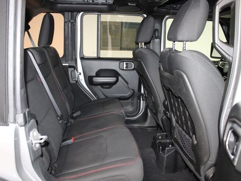 Used 2018 Jeep Wrangler Unlimited Rubicon w/ Steel Bumper Group AWD/4WD image 31