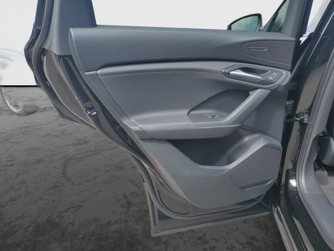 New 2027 Audi Q6 e-tron Premium AWD/4WD image 15