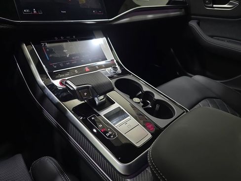 New 2026 Audi SQ8 Premium Plus image 23