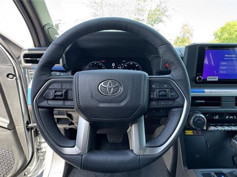 New 2025 Toyota Tacoma TRD Off-Road image 18