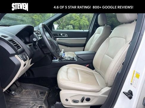 Used 2018 Ford Explorer XLT w/ Equipment Group 202A AWD/4WD image 15